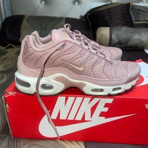 Air Max Plus